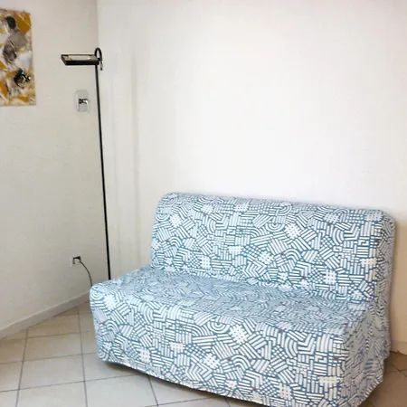 Cozy In Of 45 M² With Parking * Bolonha